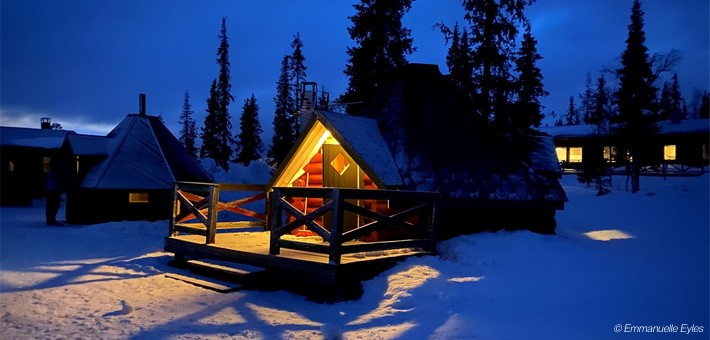 Maison en bordure de forêt en Laponie suédoise
