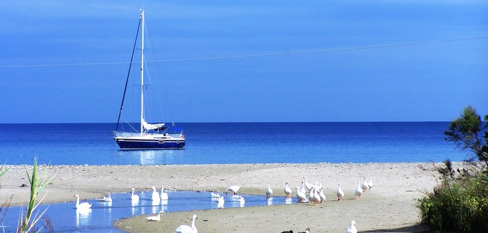 Voilier pour croisière bien-être dans les Cyclades