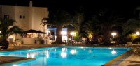 Hotel_authentique_Syros_Grece_Zenngo