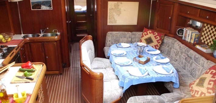 L'intérieur du Yoga Boat