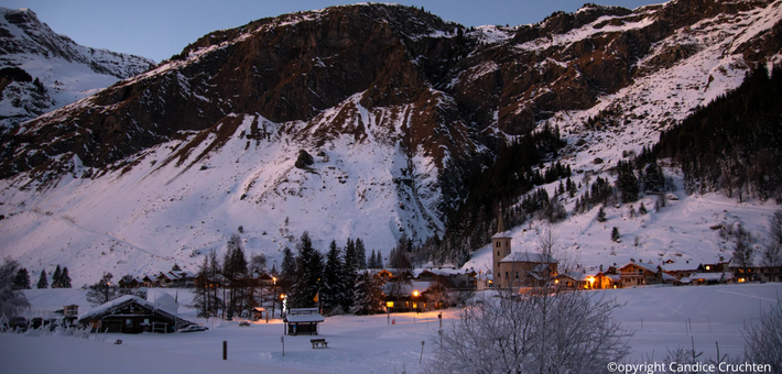 Jour 1. Arrivée dans les Alpes - Balade en raquettes & Yoga