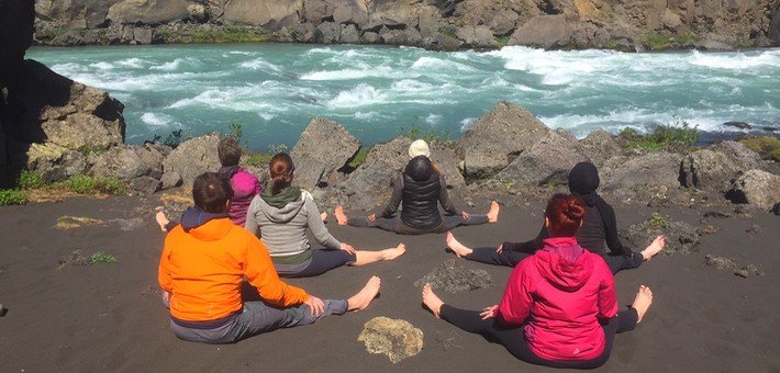 Jour 4 (Mercredi). Yoga sur le sol volcanique de Mývatn