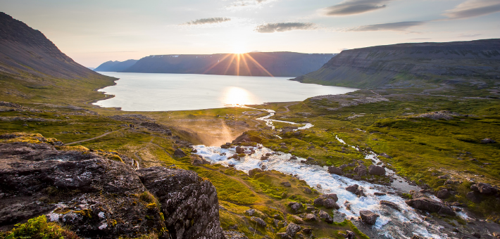 Jour 2 (Lundi). Splendides vues du fjord