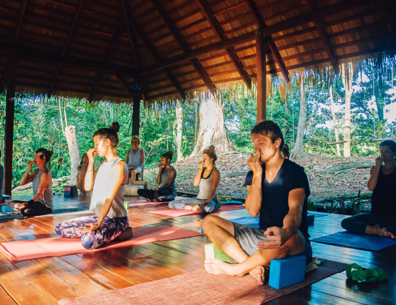 Retraite de yoga en harmonie avec les chevaux au Costa Rica - Zen&go