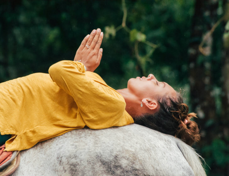 Retraite de yoga en harmonie avec les chevaux au Costa Rica - Zen&go