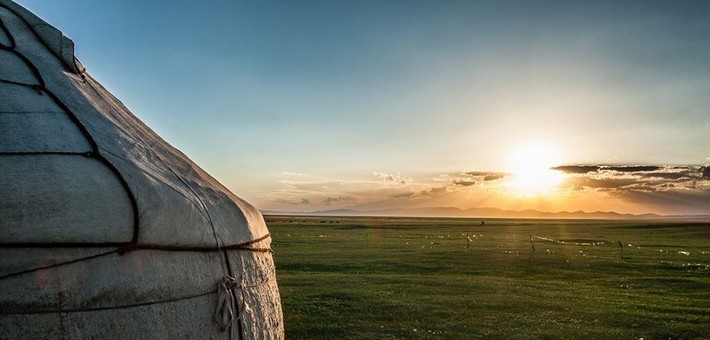 Yoga, cheval et vie nomade en Kirghizie-caval&go