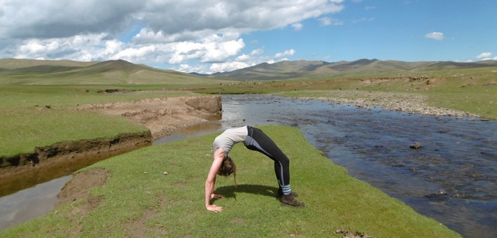 Yoga, cheval et vie nomade en Kirghizie